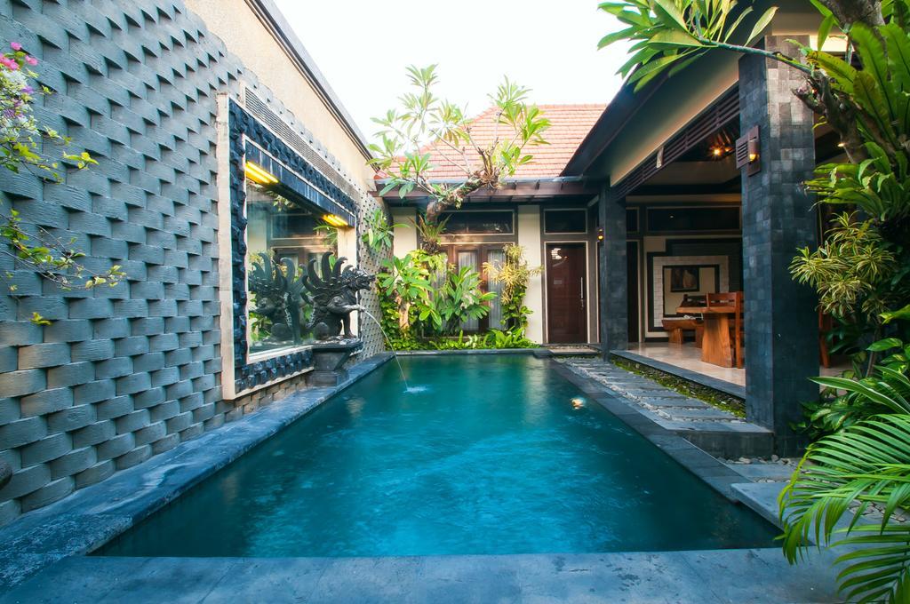 Taman Sari Bali Villas Kerobokan Luaran gambar
