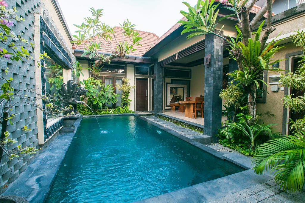 Taman Sari Bali Villas Kerobokan Luaran gambar
